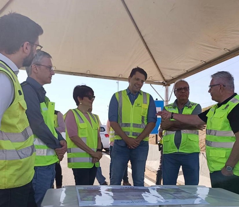 Secretário de Estado e diretores da Artesp visitam obras  na SP-333