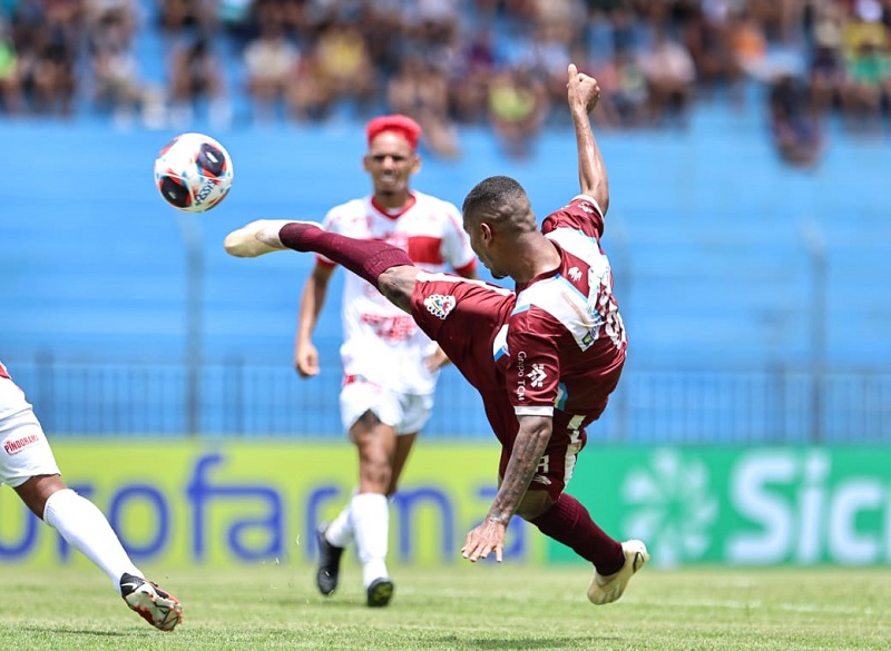 VOCEM perde de 2x1 para o CRB em primeira partida da Copinha