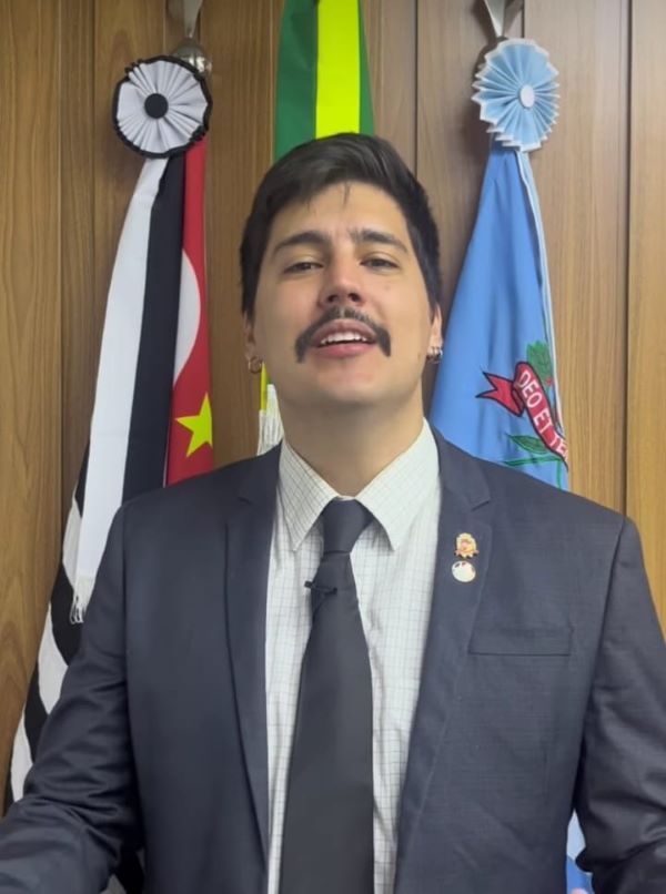 Vereador Fernando Sirchia anuncia sua pré-candidatura a prefeito de Assis