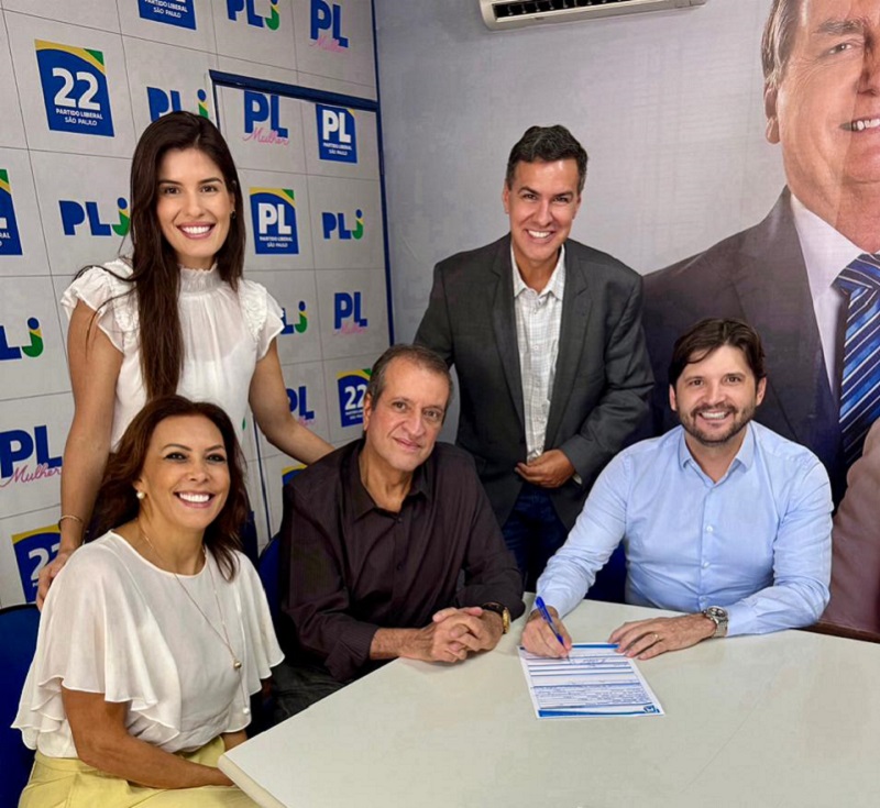 Telma assume a presidência do PL em Assis e por enquanto descarta ser candidata à prefeitura