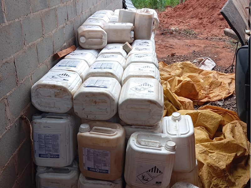 Polícia Civil recupera fertilizantes roubados  de fazenda no Pontal