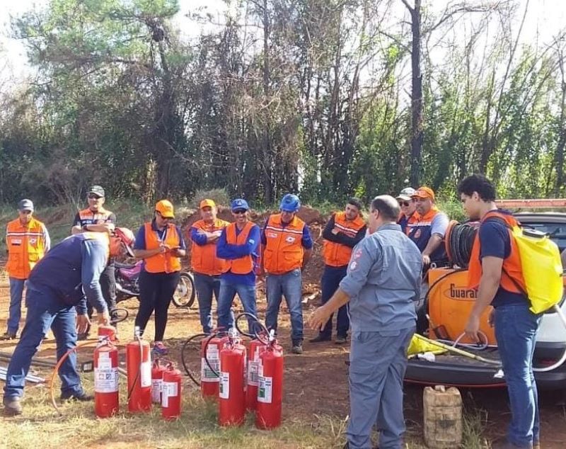 Defesa Civil habilita brigada voluntária de combate a incêndio