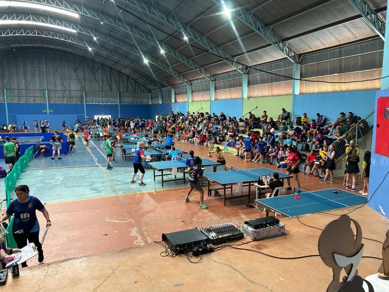 Assis reúne centenas de atletas em Campeonato de Tênis de Mesa