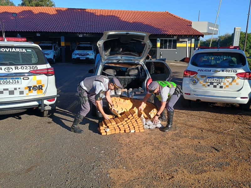 Traficante é preso com mais de 57 kg de maconha, crack e skunk em Assis