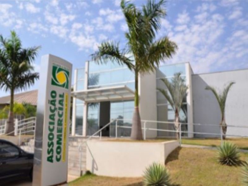 ACIA apoia pesquisa para escolha de novos cursos profissionalizantes para Assis