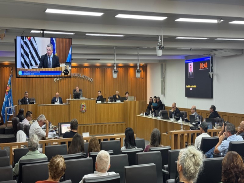 Quatro projetos serão votados na 15ª sessão ordinária da Câmara nesta segunda-feira, 12