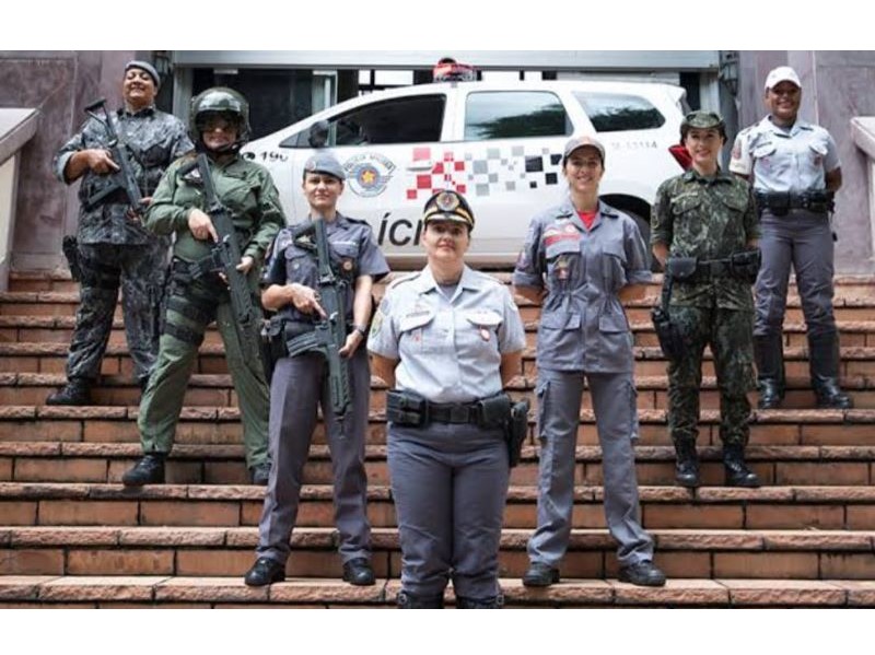 Policiais femininas do Estado de São Paulo são parabenizadas pelo seu dia