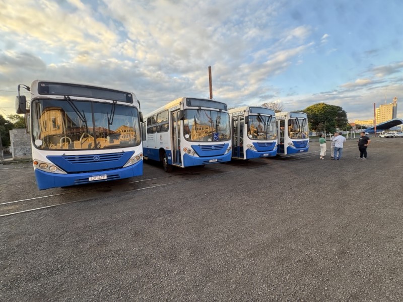 Prefeitura de Assis anuncia contratação emergencial de novos ônibus para o transporte público