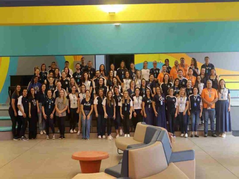 Colégio Santo Antônio celebrou Dia das  Mães e das Famílias com evento especial