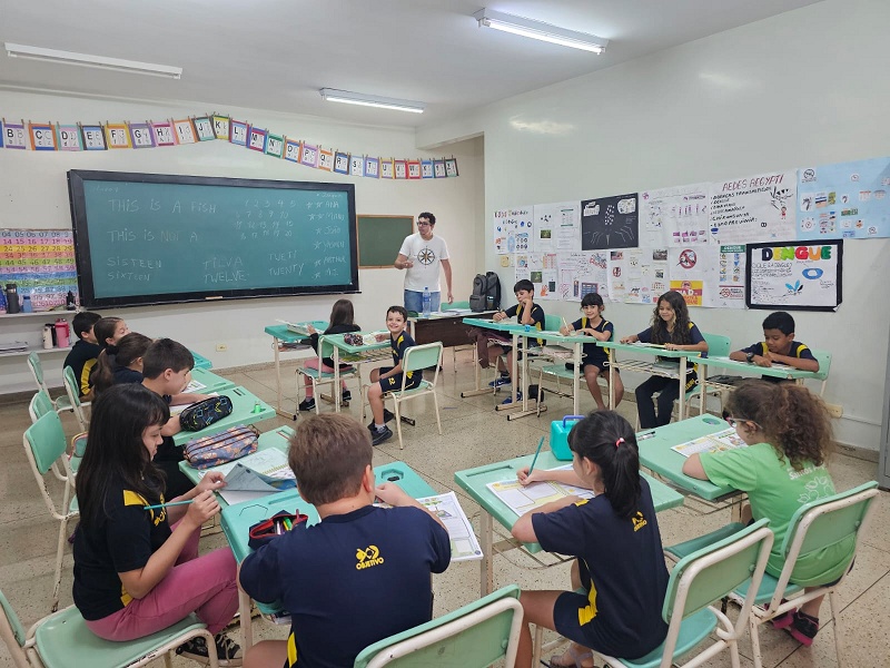 Colégio Santos Anjos: Infantil, Técnico e Superior, com Objetivo e UNIP