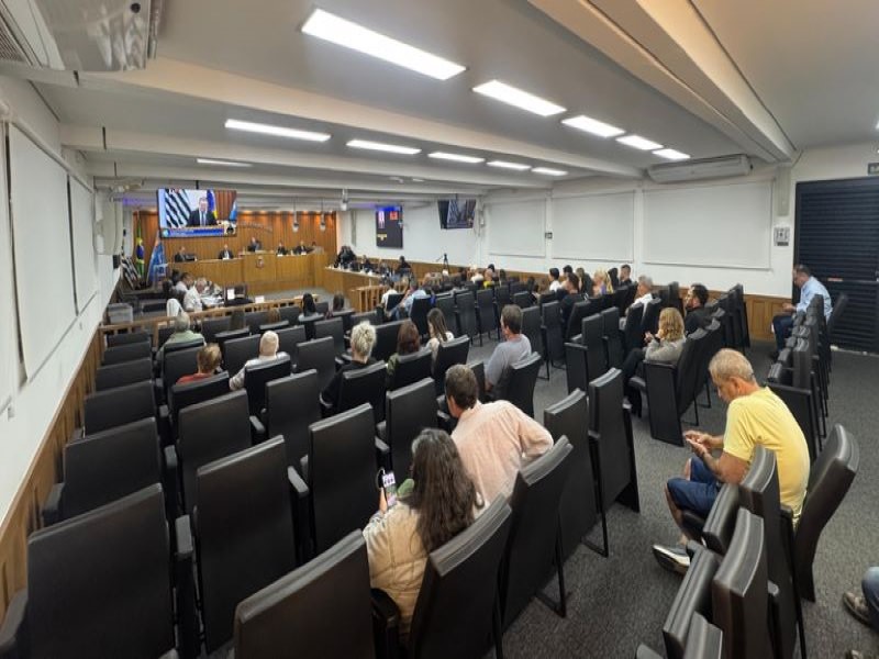Oito projetos serão votados na 17ª sessão ordinária da Câmara nesta segunda-feira, 26
