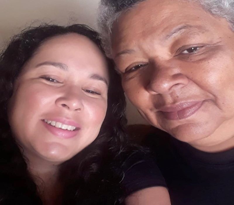 Enfermeira se recupera de AVC grave e precisa da solidariedade de todos