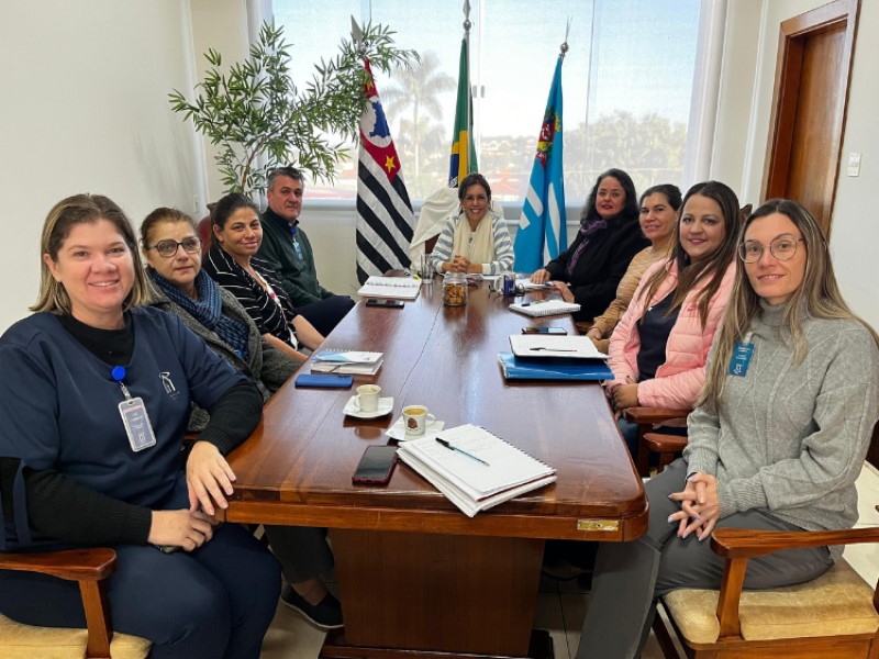 Prefeitura realiza reunião com Santa Casa para discutir cirurgias eletivas e exames pré-operatórios