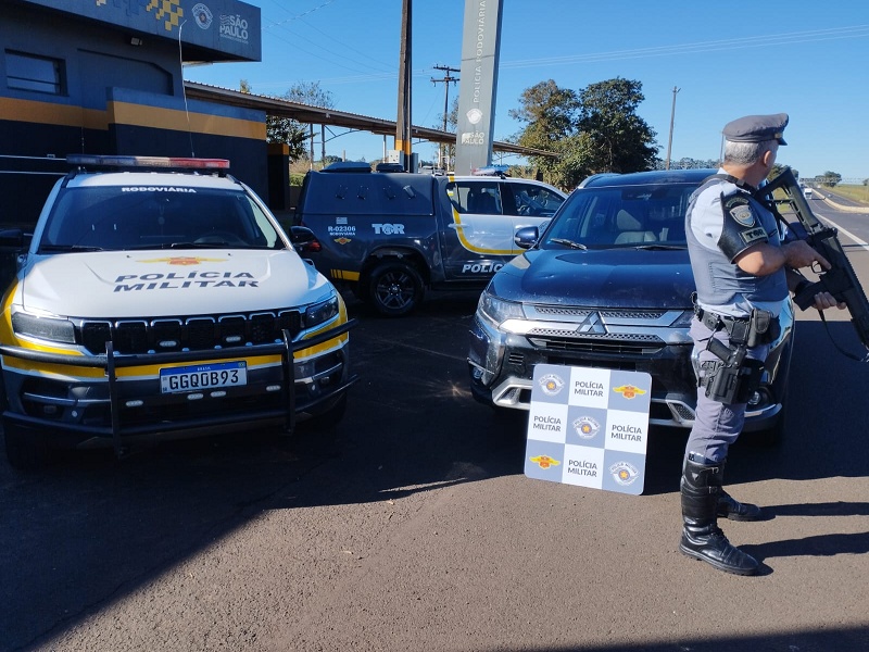 Mega apreensão de maconha na SP-333 mobiliza policiais em Assis