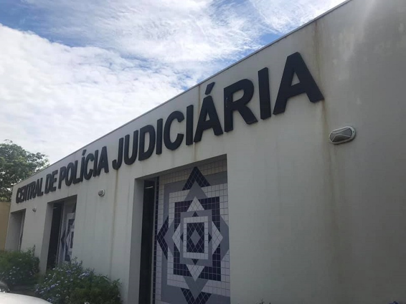 Policial militar fora de serviço dispara arma de fogo durante confusão em posto de combustível