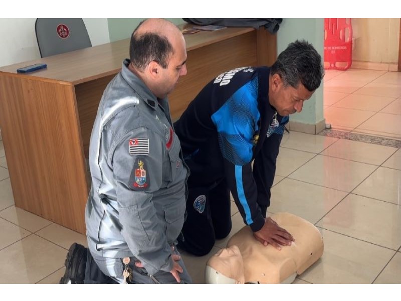 Corpo de Bombeiros de Assis inicia curso de primeiros socorros voltado a pessoas com deficiência