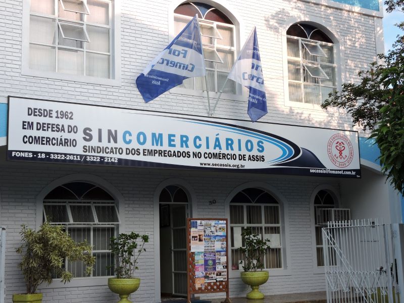 Comércio de Assis poderá abrir no feriado de 9 de Julho, com regras definidas por Convenção Coletiva