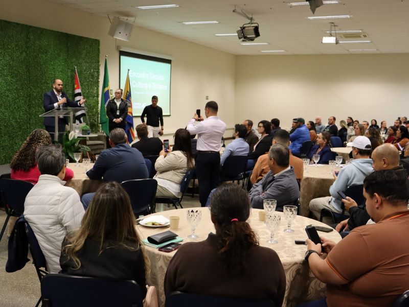 CIVAP realiza Encontro Técnico de Cultura e Turismo em Pompeia