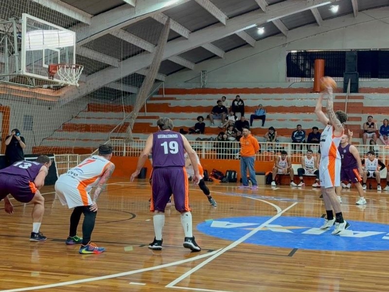 Basquete Assis estreia com vitória expressiva nos Jogos Regionais 2025
