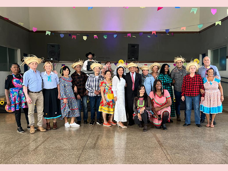 Idosos celebram Festa Julina no ACRUTA, em Tarumã