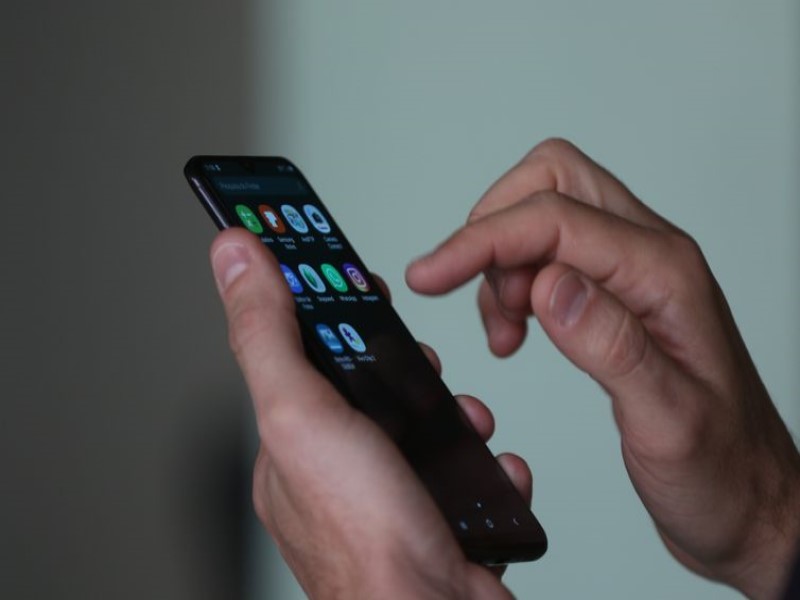 Novo Cadastro Nacional de Celulares com restrição amplia segurança na hora de comprar aparelhos