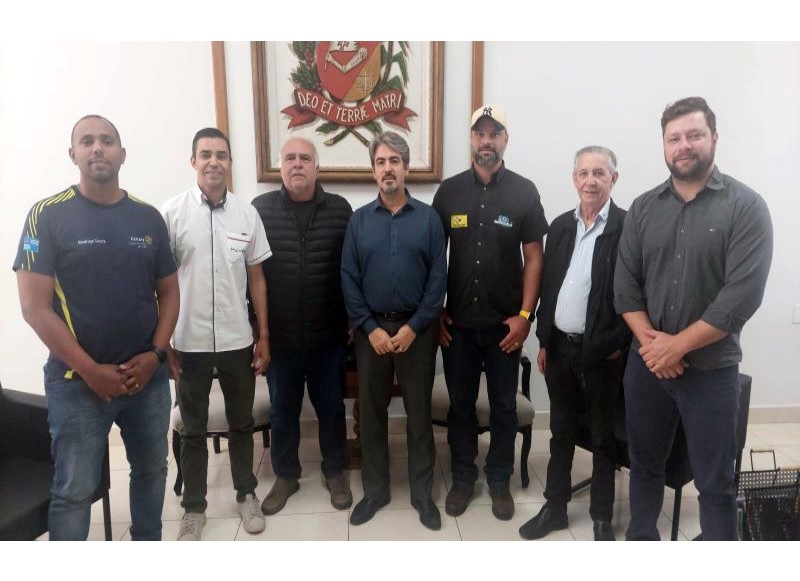 Rotary Clube de Assis do Vale amplia diálogo com a Prefeitura para modernização da Zona Azul