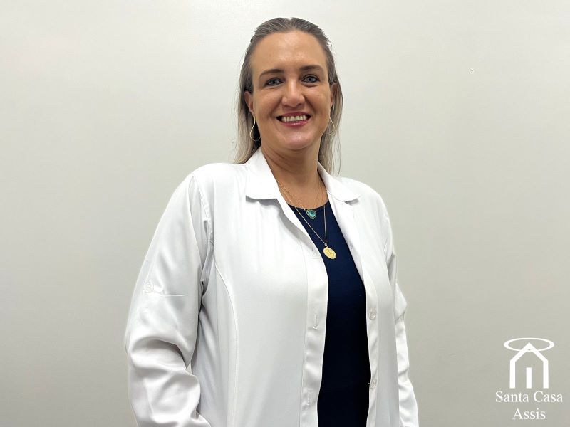 Nutricionista da Santa Casa orienta sobre alimentação e a importância de buscar ajuda profissional