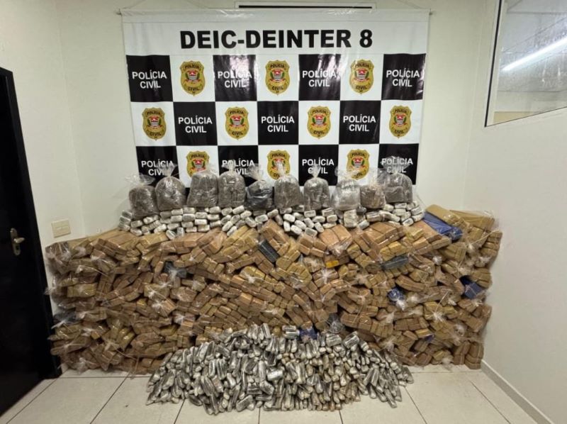Polícia apreende uma tonelada de maconha na rota caipira da Raposo Tavares
