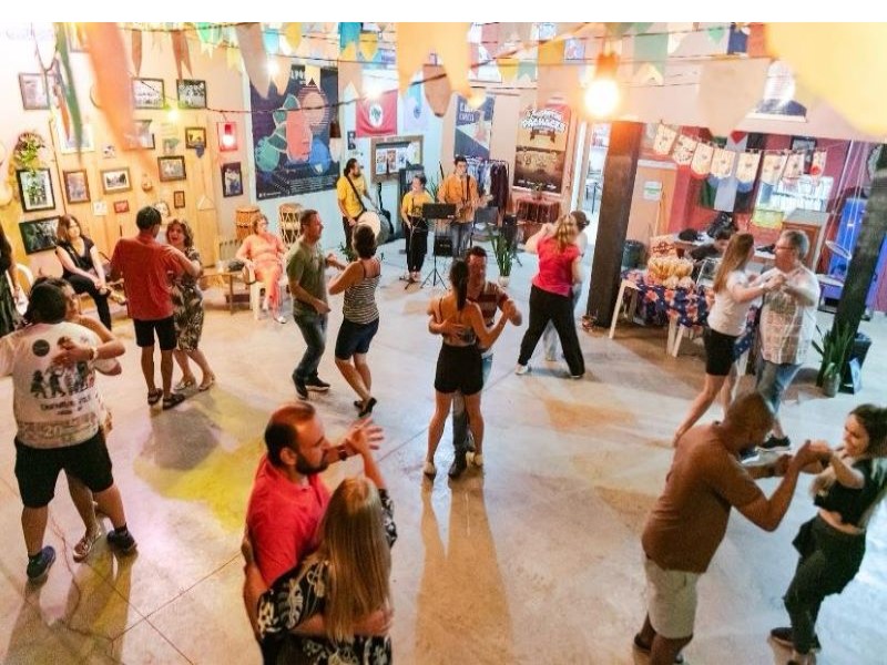 Corre que ainda dá tempo: Aulas de Forró em Assis começam nesta semana