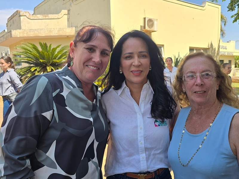 Prefeita de Tarumã participa de recepção à primeira-dama do Estado em Maracaí
