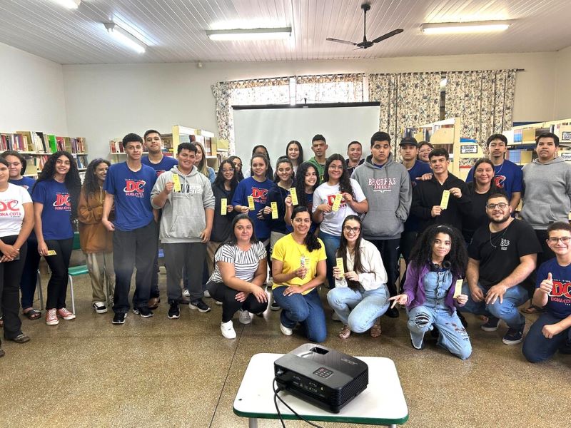 Escolas Estaduais de Tarumã recebem palestras do Setembro Amarelo com foco na valorização da vida