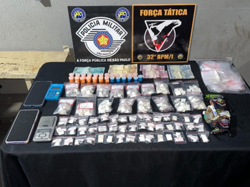 Homem é preso em Assis com drogas e materiais do tráfico