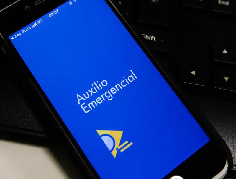 Auxílio emergencial: 177 mil famílias devem devolver valores indevidos