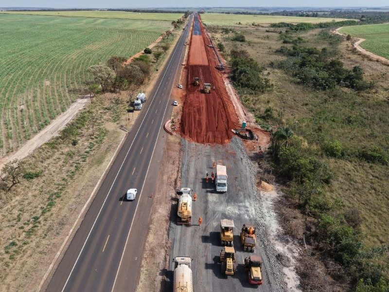 Obras de duplicação da SP 284 provocam interdições nesta quinta-feira, 16