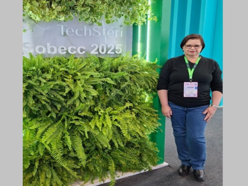 Enfermeira da Santa Casa de Assis participa de Congresso Brasileiro da SOBECC