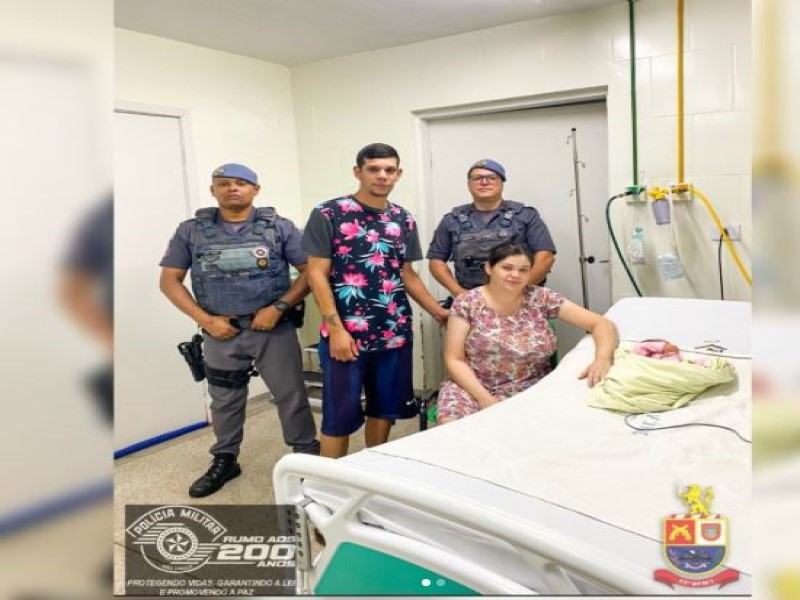 Policiais salvam bebê engasgada em Cândido Mota