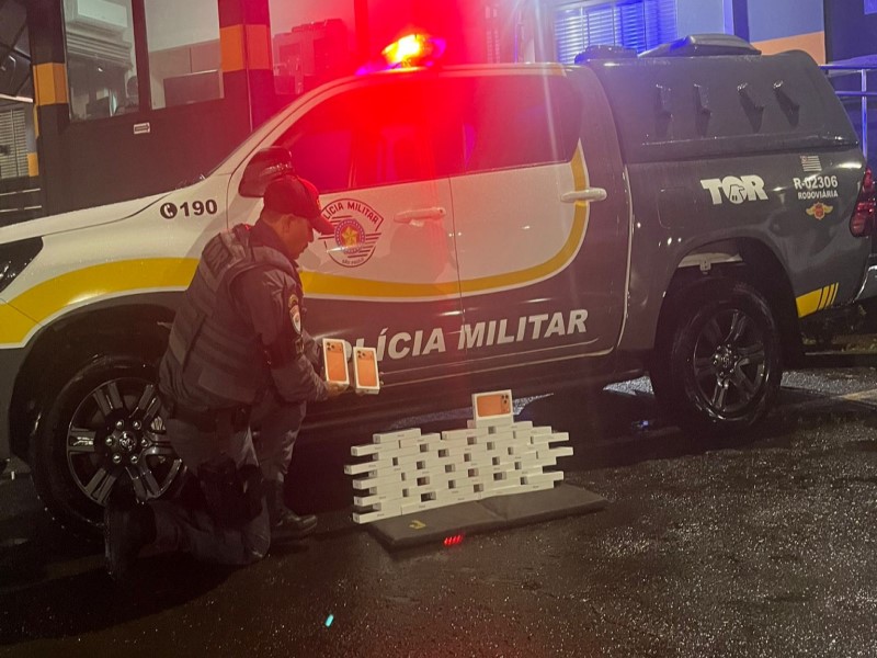 Tático Ostensivo Rodoviário apreende 44 iPhones escondidos em ônibus em Ourinhos