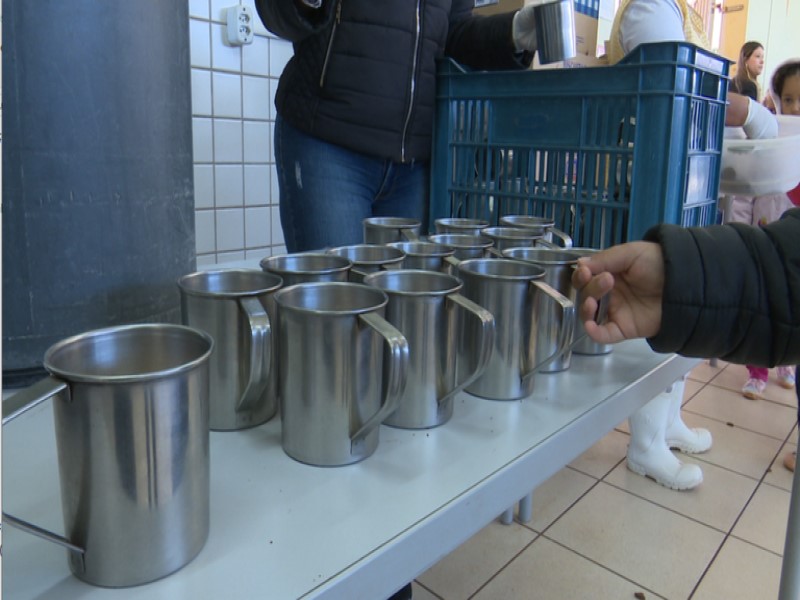 Cinco escolas municipais retomam fornecimento do desjejum após reivindicação de Frente Parlamentar