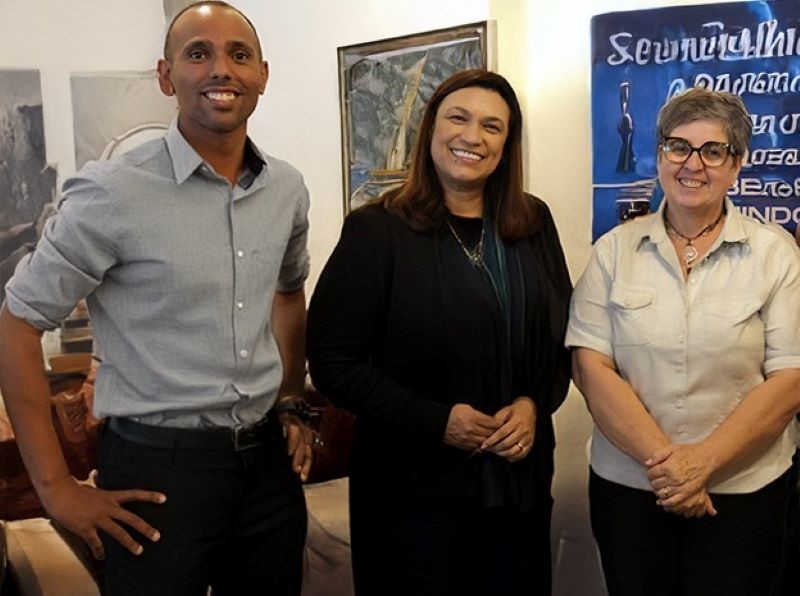 Rodrigo e Ângela Canassa anunciam repasse de R$ 150 mil da deputada Maria Rosas à Casa da Menina