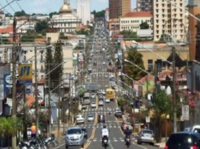 Comércio de Assis poderá abrir nos feriados de 15 e 20 de novembro