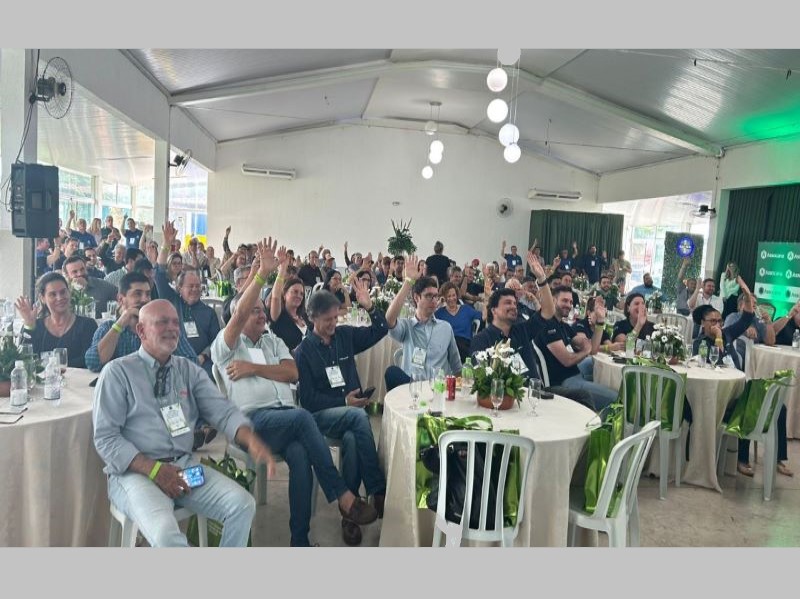 Assocana encerra safra 2025/2026 com casa cheia, grandes lideranças e um forte gesto solidário