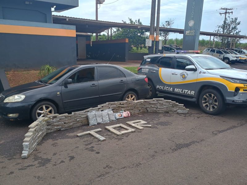 Homem e adolescente são flagrados com mais de 150 kg de drogas em Ourinhos