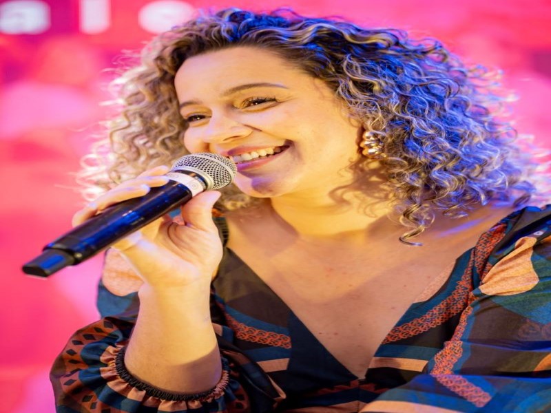 Feira de Economia Solidária comemora Dia Nacional com show de Luana Granai nesta quarta-feira, 10