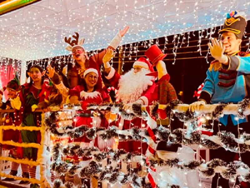 Teatro natalino e Caravana Coopermota celebram o Natal a partir das 19h30 em Assis