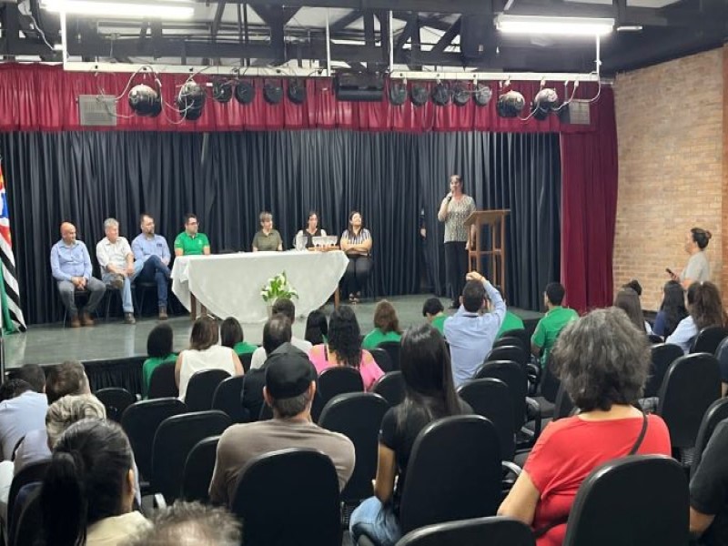 Cerimônia marca encerramento do Projeto Jovens na Indústria 2025 em Tarumã