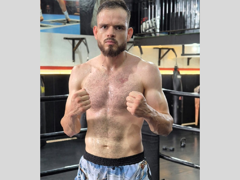 Atleta de Assis disputa cinturão no Japão e pode fazer história no kickboxing brasileiro