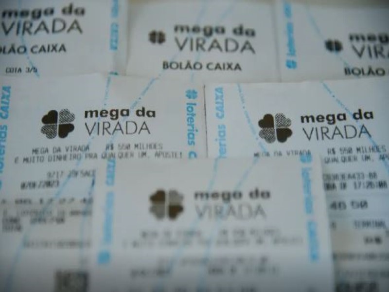 Prêmio da Mega da Virada chega a R$ 1 bilhão