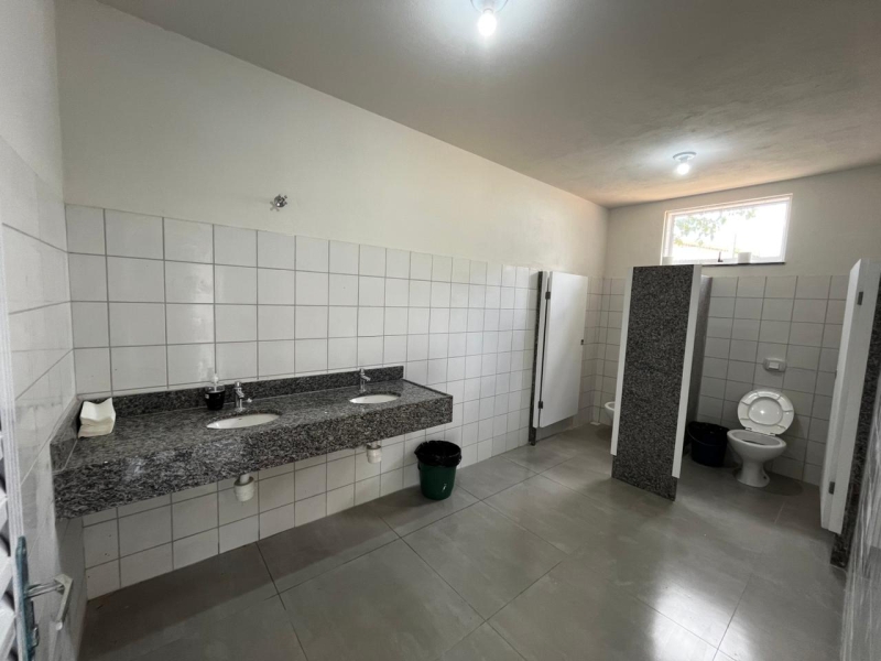 Prefeitura de Assis entrega novos sanitários no Parque Buracão