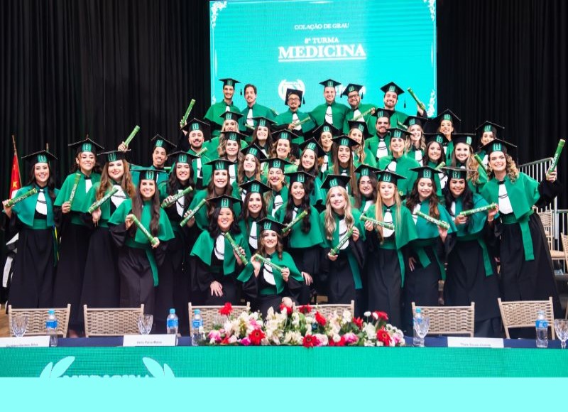 Formatura da oitava turma de Medicina da FEMA celebra novos médicos