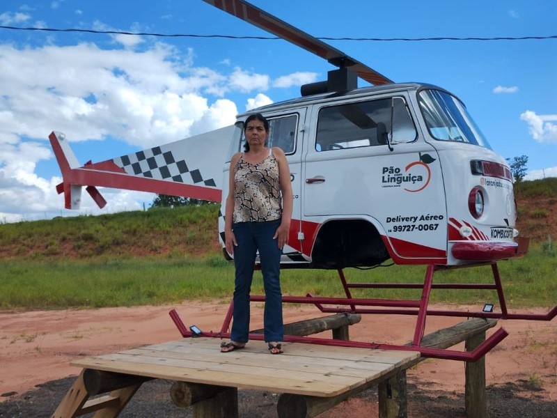 Família divulga novas fotos e reforça apelo por informações sobre mulher desaparecida em Assis